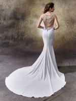 Enzoani_2017_Pro_Lacy_Bac_Web